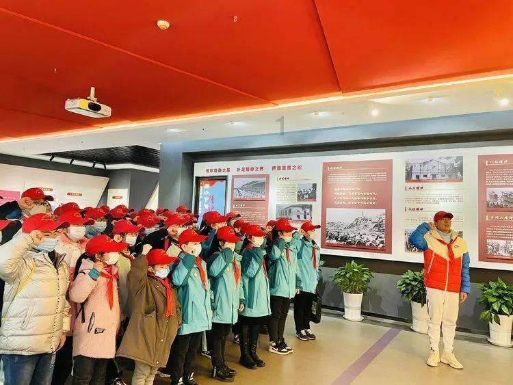 新龙江 新故事丨呕心沥血战极限 换得石油滚滚来 记“国家卓越工程师团队”中国石油大庆油田化学驱油技术研发团队